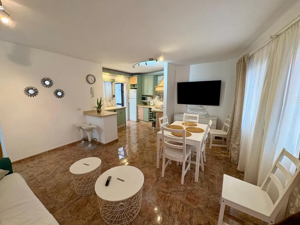 Soggiorno - Ground Floor Apartment with Terrace in Bajamar