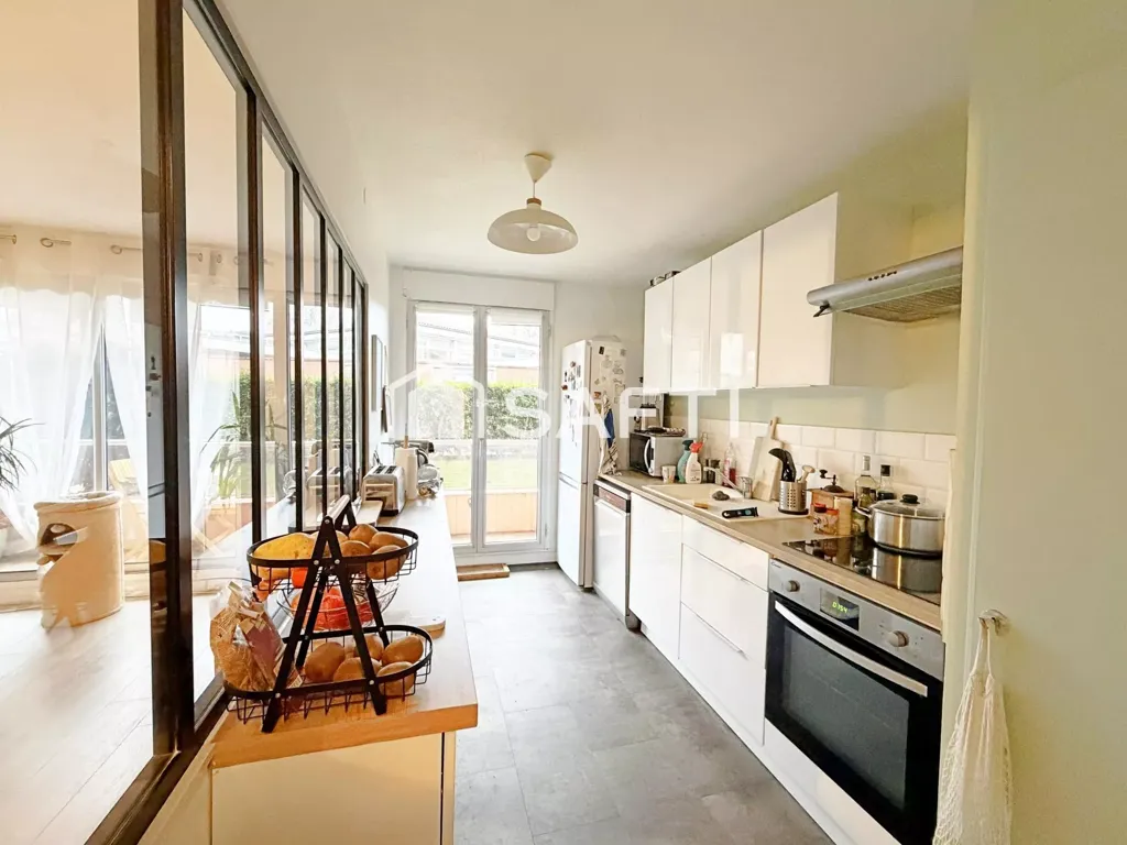 Cuisine - Appartement Rénové avec Balcon à Toulouse
