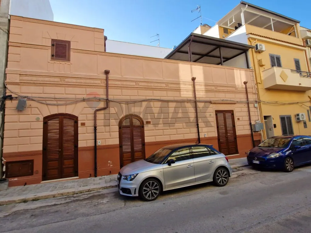 Extérieur - Fully Renovated Apartment with Terrace in Terrasini