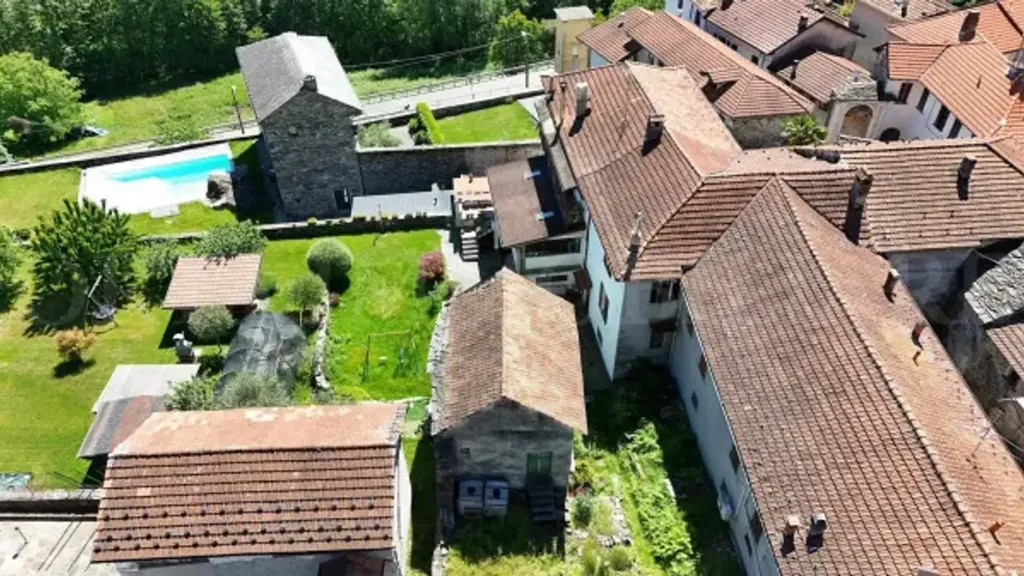 Õhuvaade - Rustic Property to Renovate in Nonio