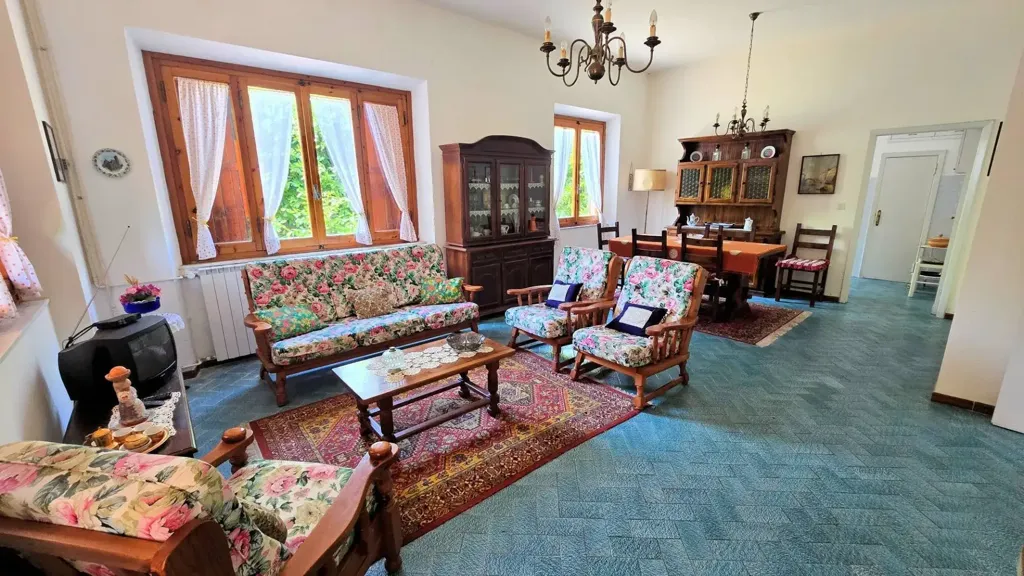 Elutuba - Villa with Garden in Marliana