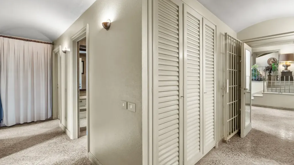 closet_dressing