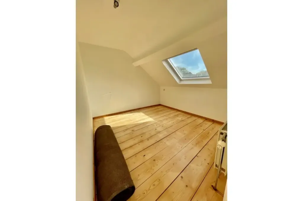 Rooms - Duplex in Characterful House, Ixelles