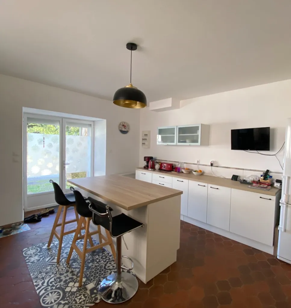 Cuisine - Maison avec Grange à Charras