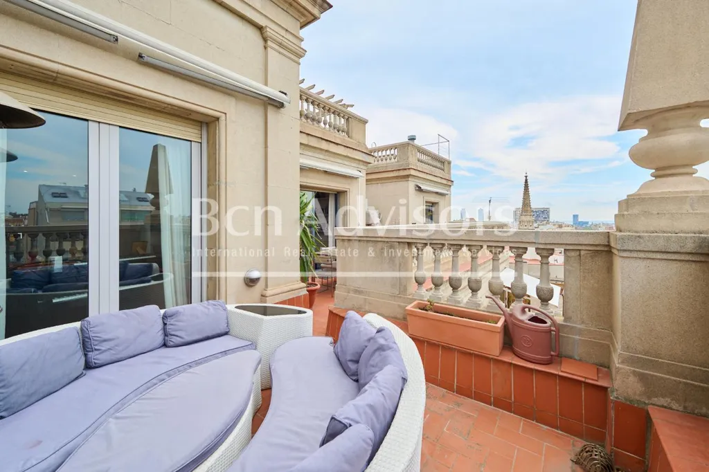 Terrass - Penthouse with Rooftop Pool in Dreta de l'Eixample, Barcelona