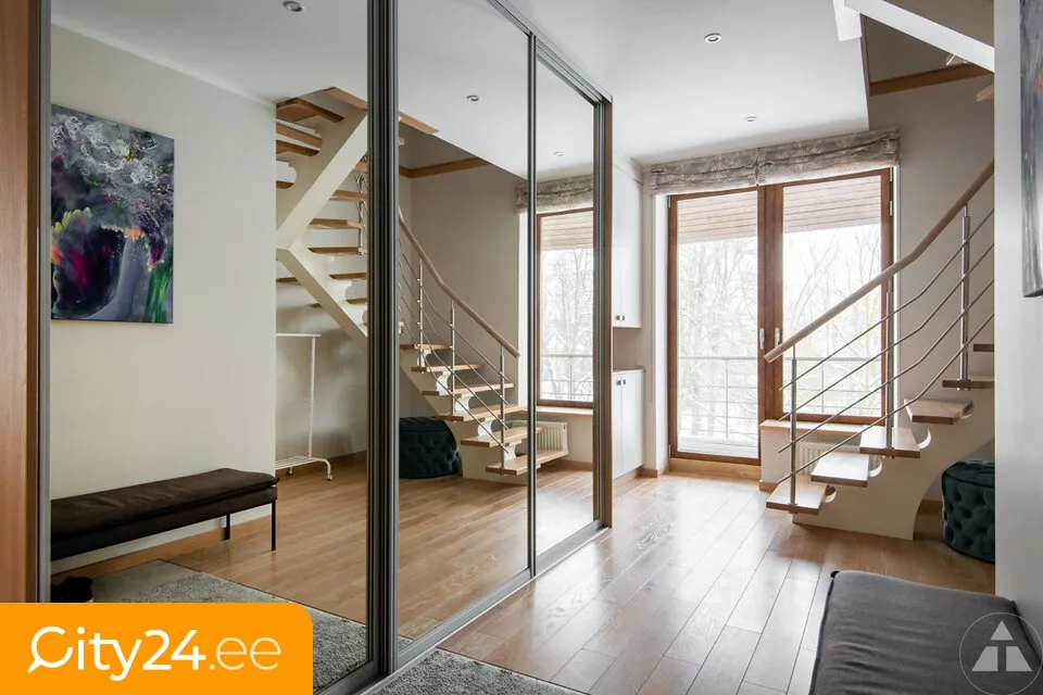 Esik - Duplex Penthouse with Terrace in Jugla