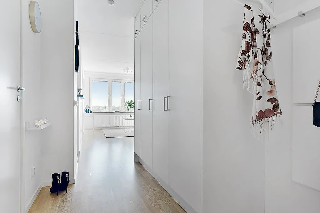 Entrée - Modern Apartment with Gym in Vällingby