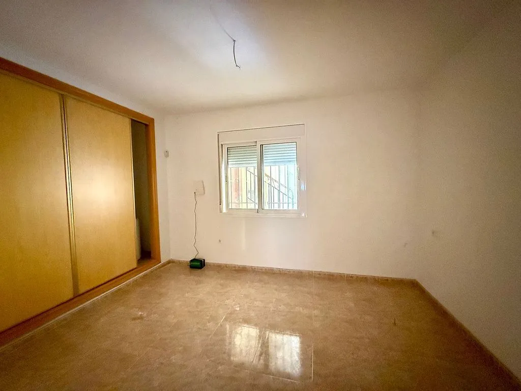 Toad - Studio Flat with Lift in Archena