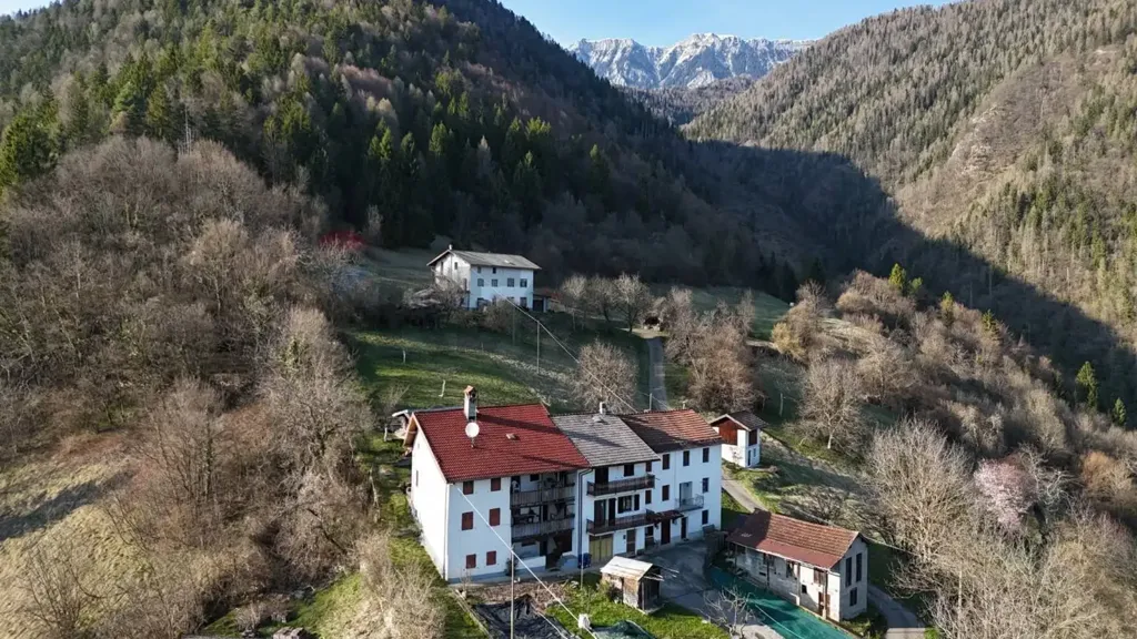 Vue aérienne - Semi-detached House with Garden in Lamon