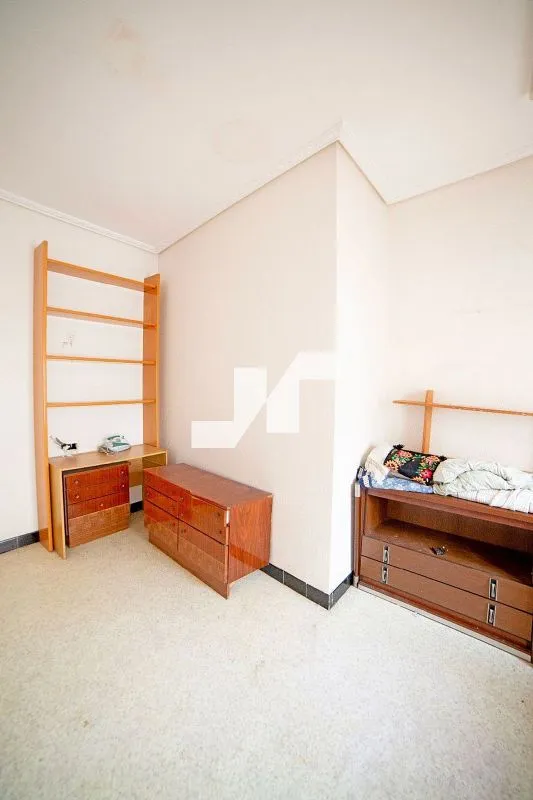 Magamistoad - Three-Storey House with Terraces in Vila-real Centre