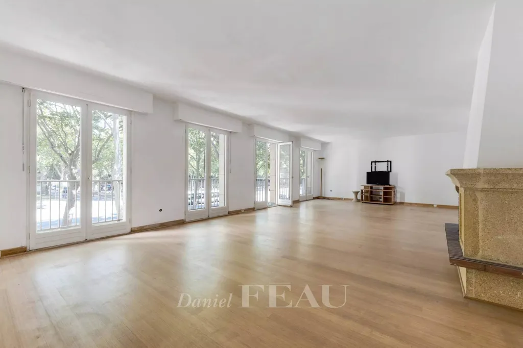 Living Room - Mansart-Style Apartment with Balcony in Versailles