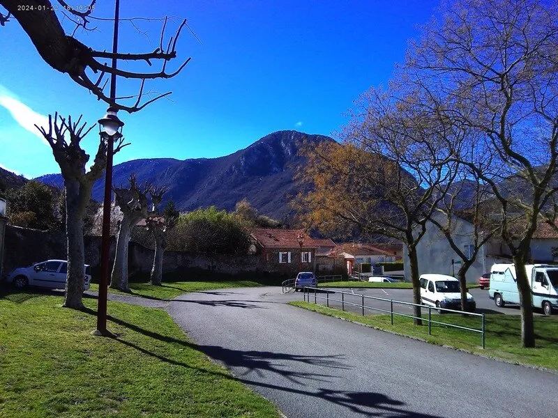 Charming 3-Piece House with Terrace in Tarascon-sur-Ariège