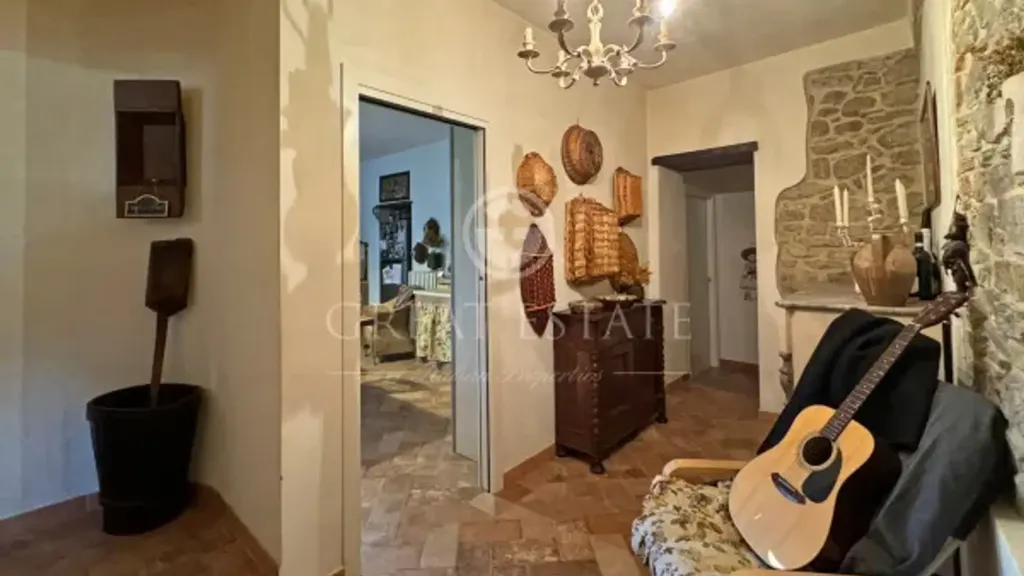 hallway_entrance