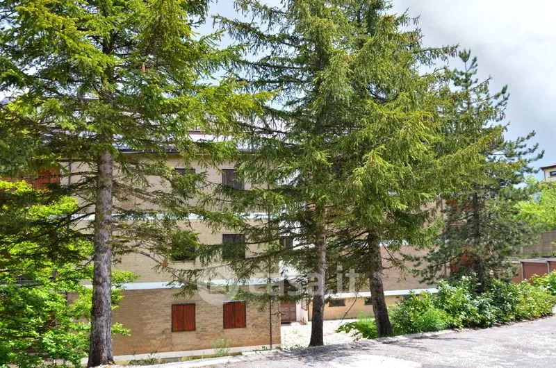 Välivaade - Ground Floor Apartment with Fireplace in Ovindoli