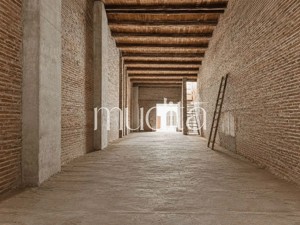 hallway_entrance