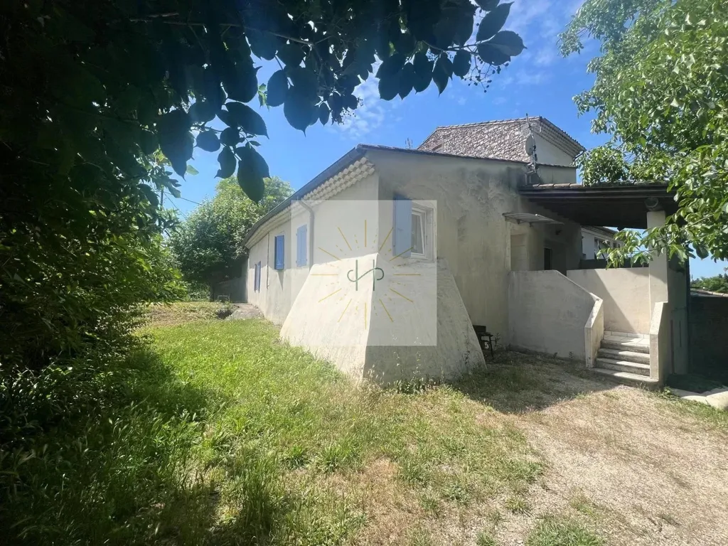 Extérieur - Ensemble Immobilier avec Jardin à Montélimar