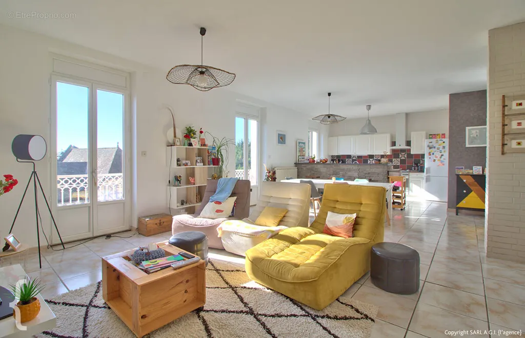 Elutuba - Character Apartment with Thermal Town View in Châtel-Guyon