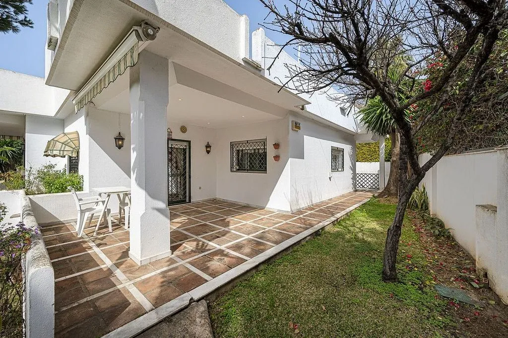 Terrasse - Villa with Pool in Nagüeles, Marbella