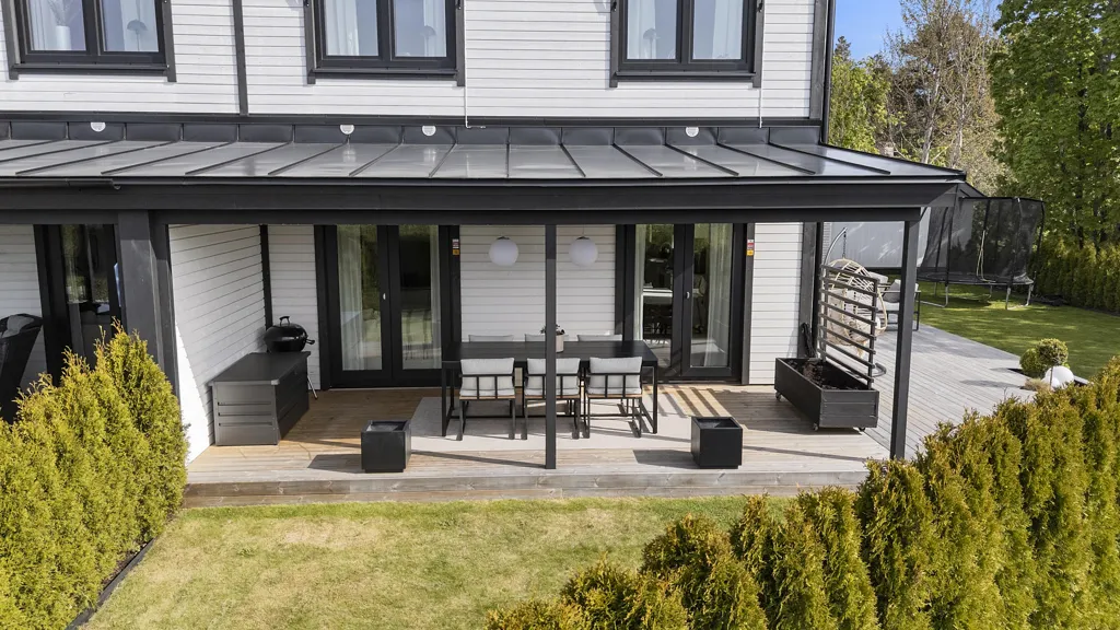 Terrace - Modern Bostadsrätt with Corner Location in Arboga