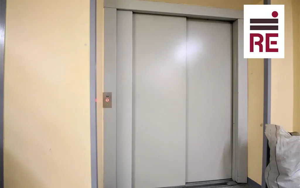 Hallway - Office Space with Lift in Mustamäe