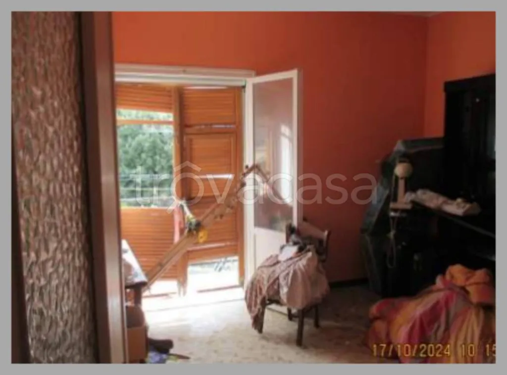 Magamistoad - Auctioned Apartment with Balcony in Pompeiana