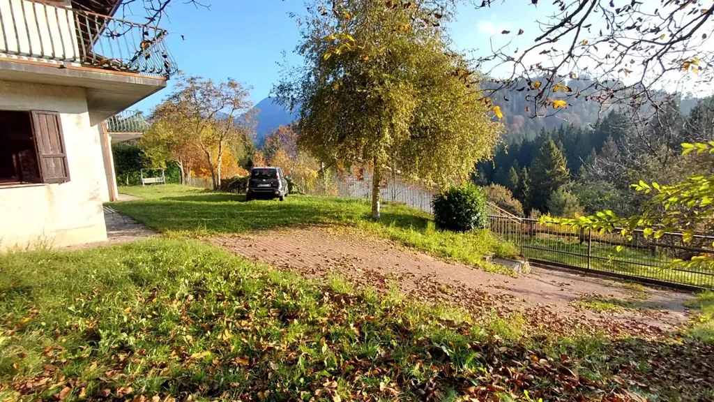 Aed - Bifamiliar Villa with Panoramic View in Marmentino