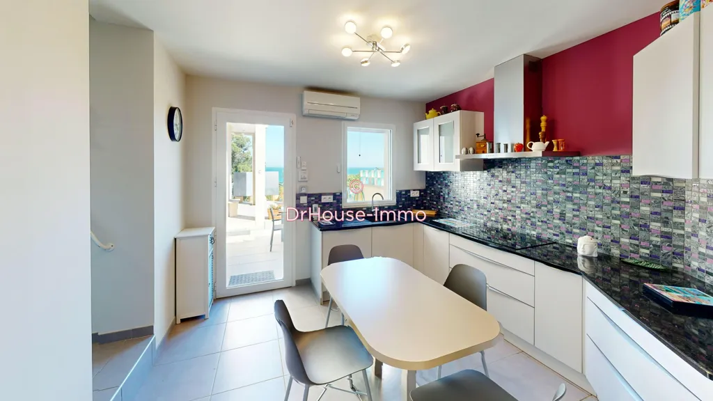 Cucina - Contemporary Villa with Sea View on Leucate Cliffs