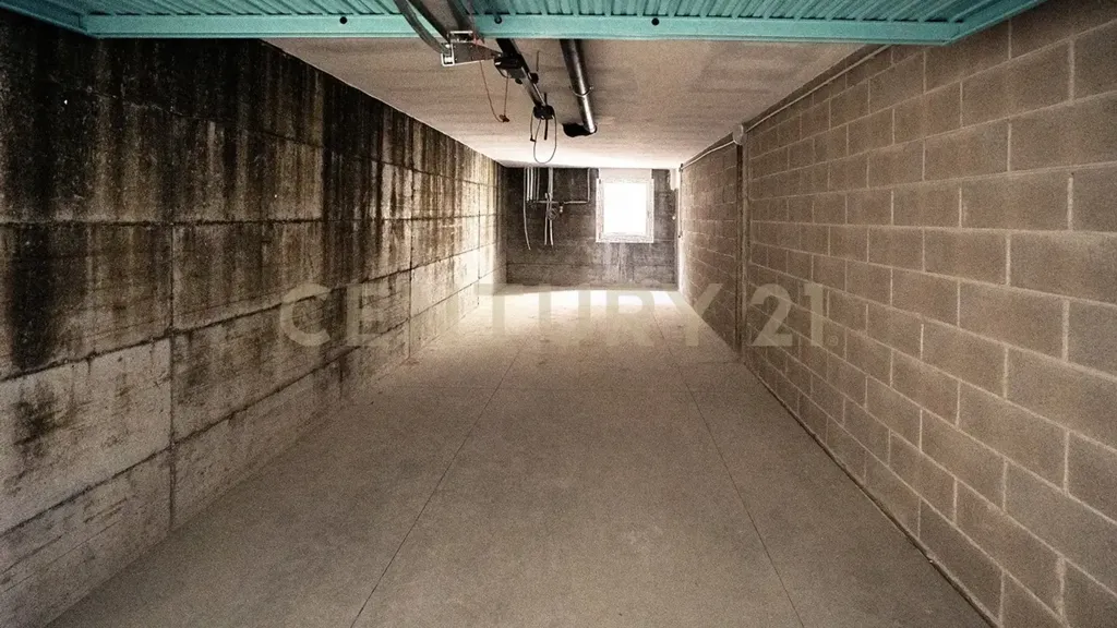 Garage - New Ground-Floor Flat with Garden in Zevio