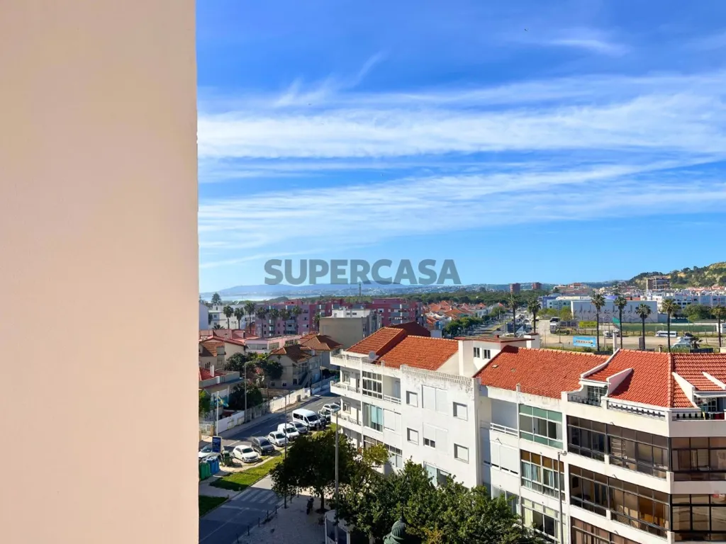 Balcon - Penthouse with Rooftop Pool in Costa de Caparica