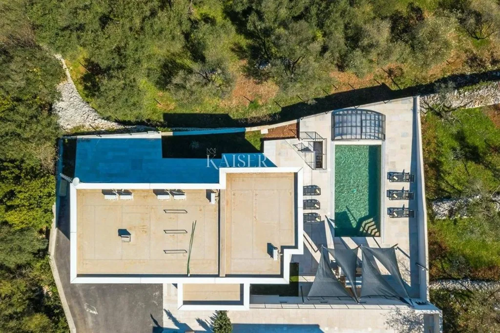 Vista aerea - New Villa with Pool near Labin