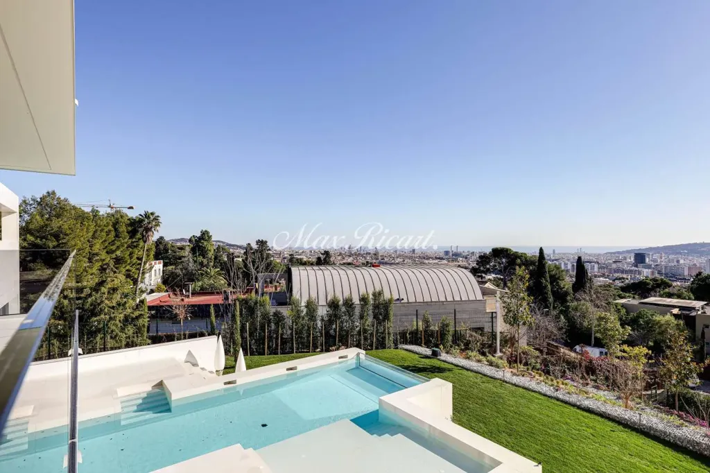 pool_area