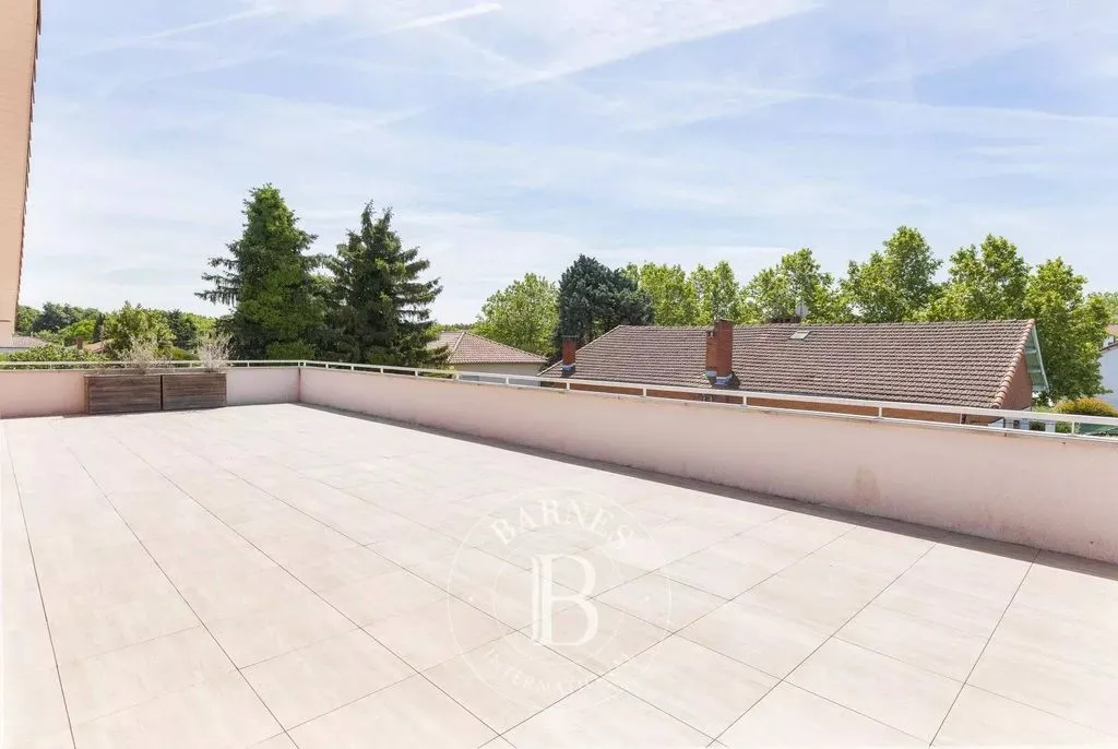 Terrasse - Appartement Contemporain avec Terrasse à Toulouse