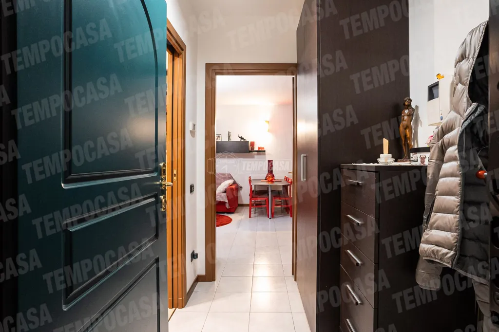 hallway_entrance