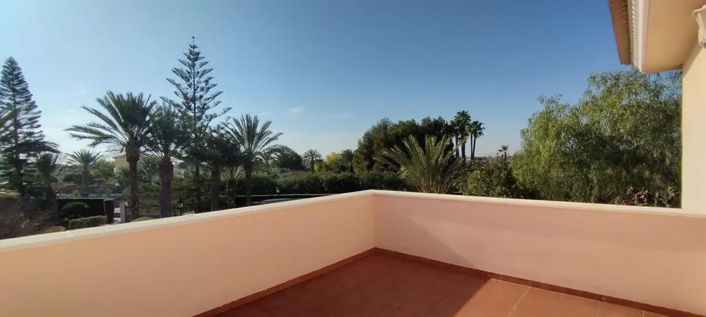 Terrass - Luxury Villa with Pool in Elche