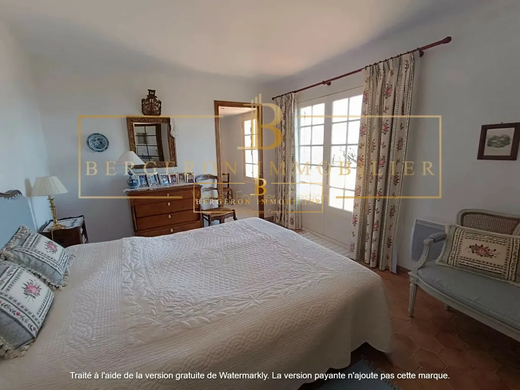 Chambres - Villa avec Vue Panoramique et Piscine au Tignet