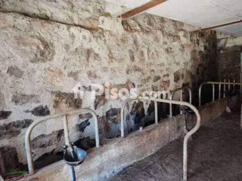 Stanze - Rustic Stone Cottage with Solar Panels in Quirós