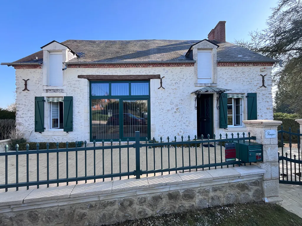 Extérieur - Maison de Caractère avec Piscine près de Bourges