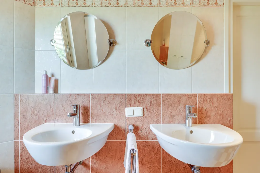 Salles de bain - Woonboerderij with Looft in Rijkevoort