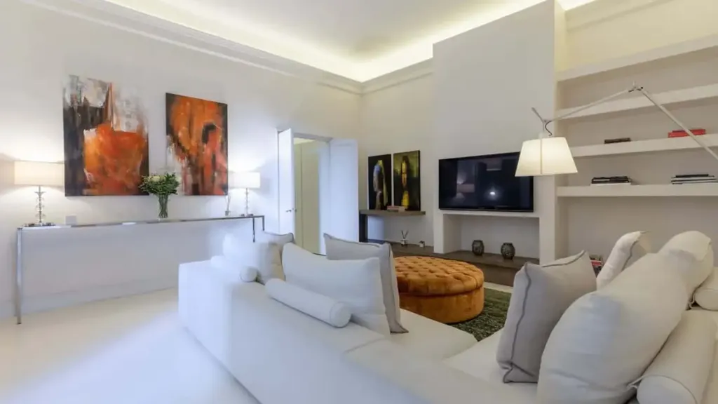 Living Room - Renaissance-Style Apartment with Terrace in Florence