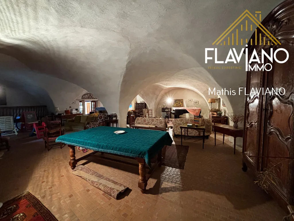 Wohnzimmer - Two-House Property with Mountain Views near Barcelonnette
