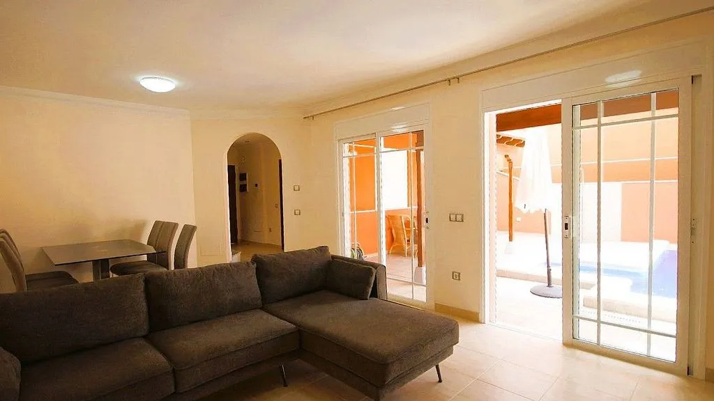 Elutuba - Renovated Villa with Pool on Avenida San Francisco
