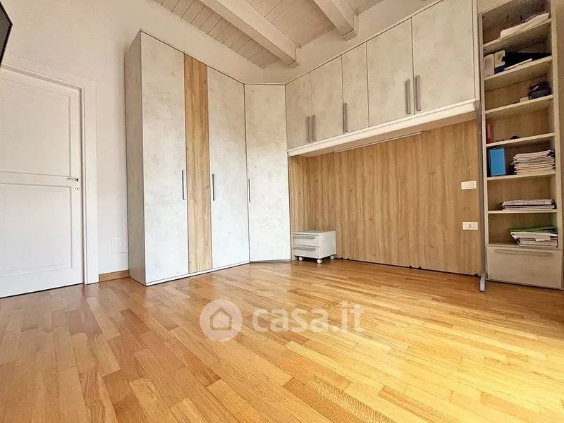 Chambres - Rustic Triplex with Courtyard in L'Aquila