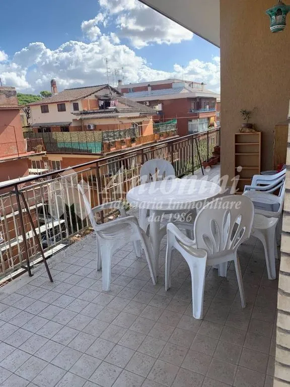 Rõdu - Luxury Flat with Balcony in Rome