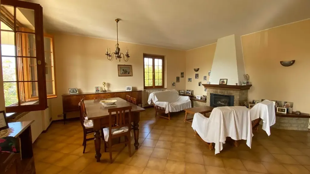 Söögituba - Villa with Garden in Ponte Dell'Olio