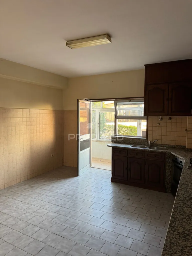 Kitchen - Apartment with 200m² Terrace in Fafe Centre