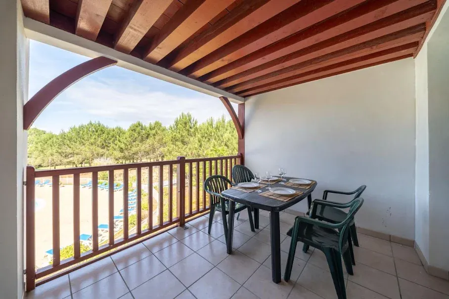 Terrasse - Appartement au Golf de Biscarrosse avec Piscine