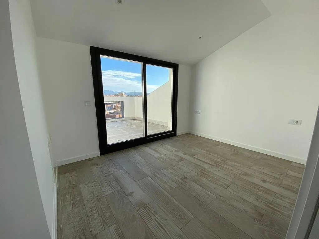Toad - Duplex with Terrace in Set Camins, Igualada