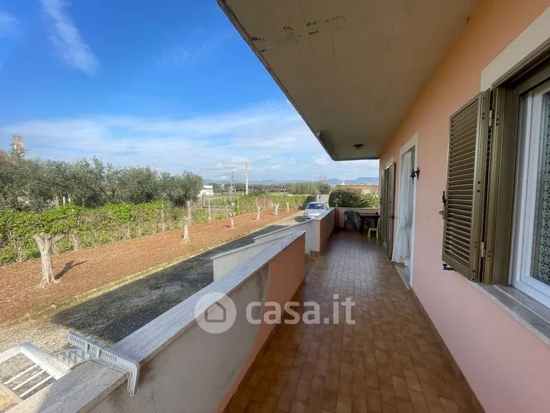 Rõdu - Villa with Private Garden in Cerveteri