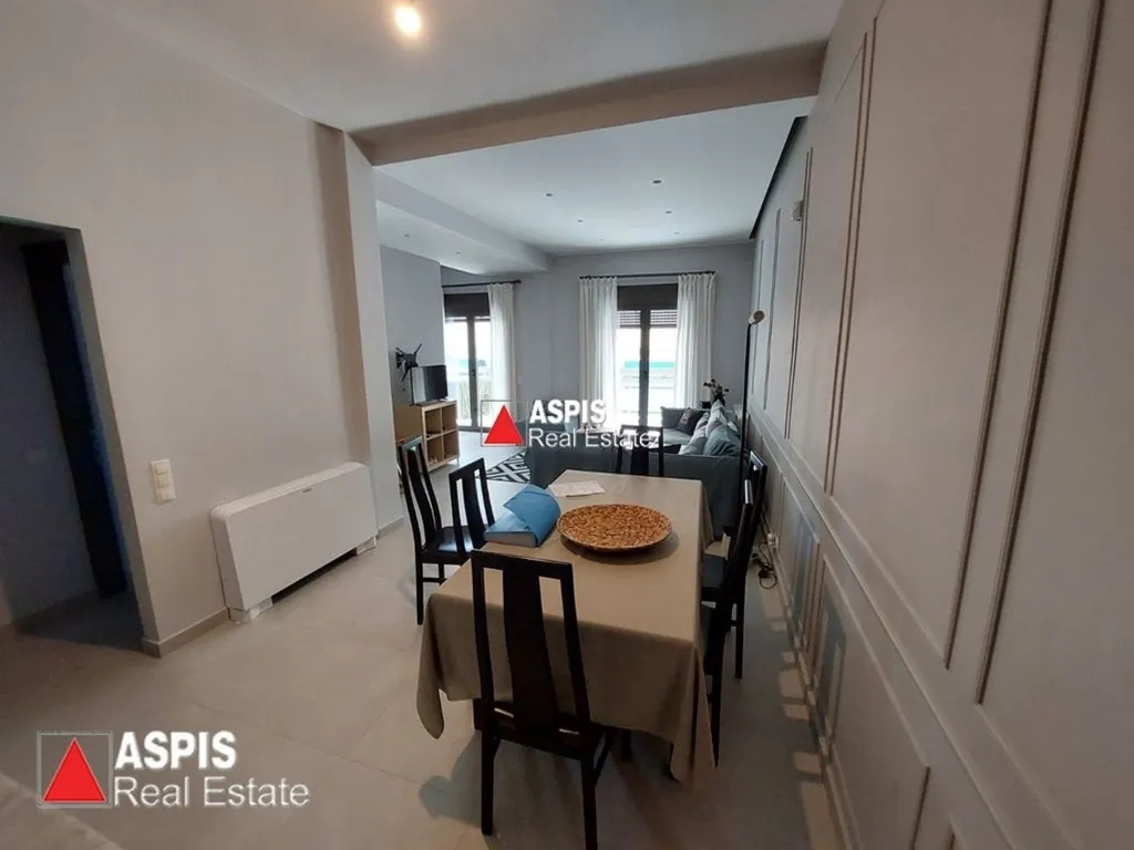 Salle à manger - Renovated Apartment with Double Frontage in Kallithea