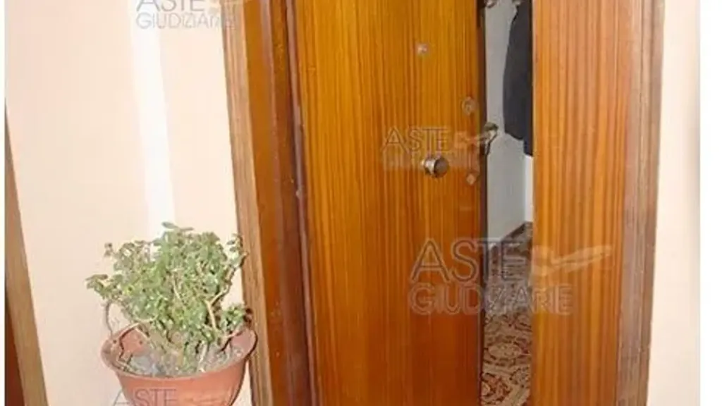 Entrée - Apartment with Balcony in Pomezia